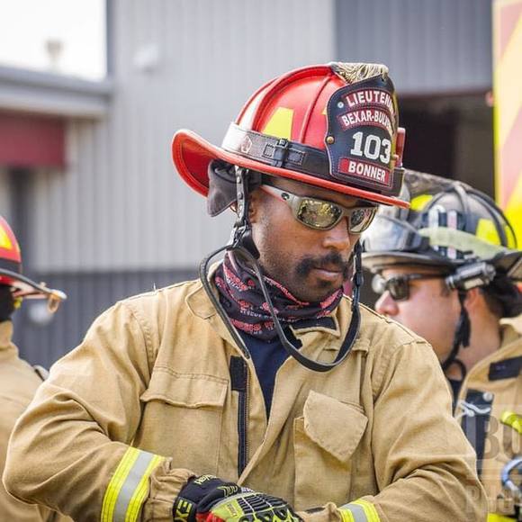 Meet your Posher, Aaron - Picture 1 of 1